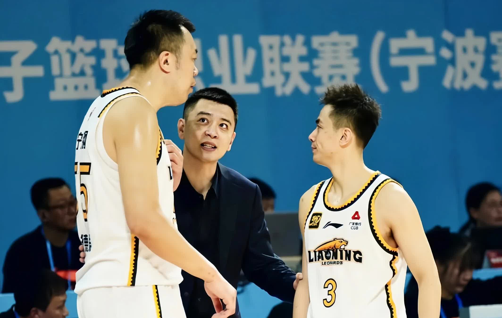 外援组合额外发挥，成为球队攻守核心