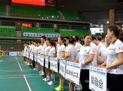 包含金鹰特攻在刀塔赛事中血洗全场，评论席掌声连连的词条